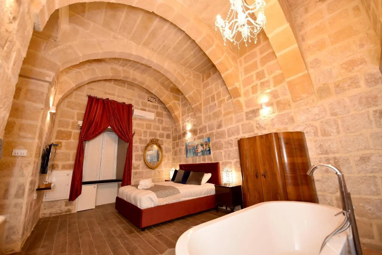 Cospicua The Lodge 0*,