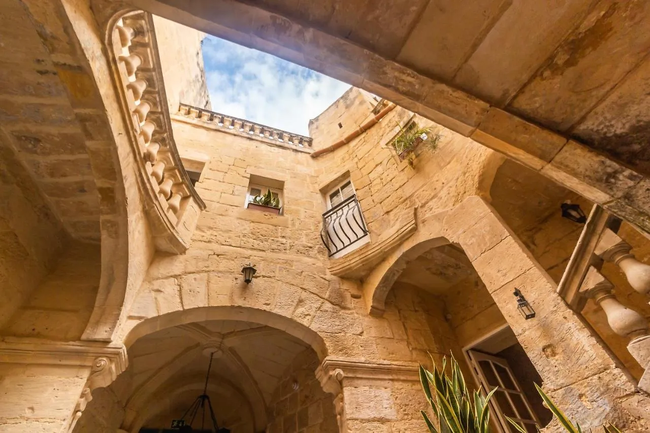 The Lodge Cospicua 0*,  Malte